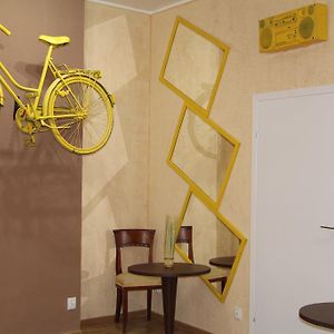 Lorf Hostel&Coffee